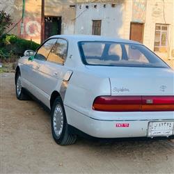 تويوتا كراون